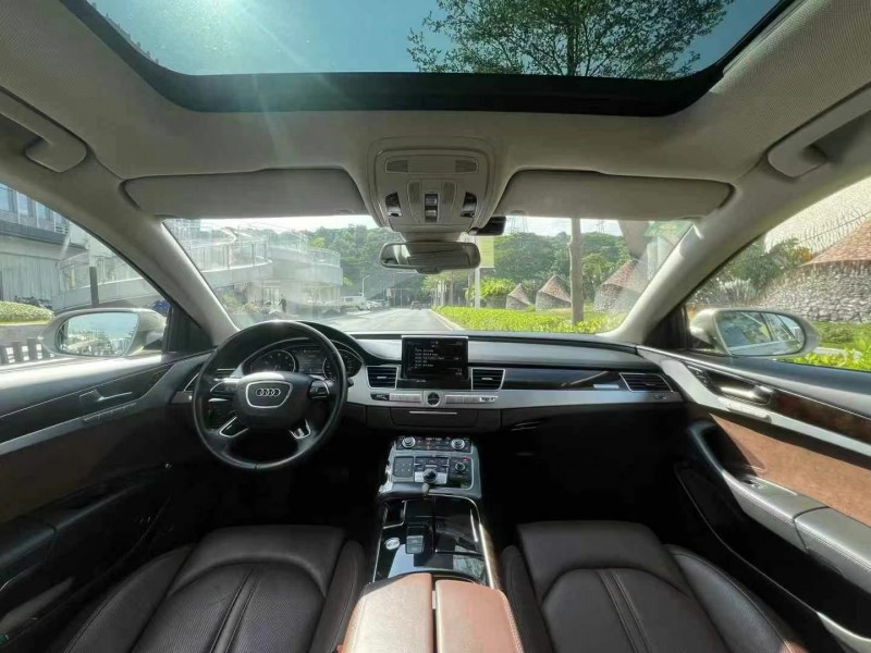 广州14年奥迪A8L7