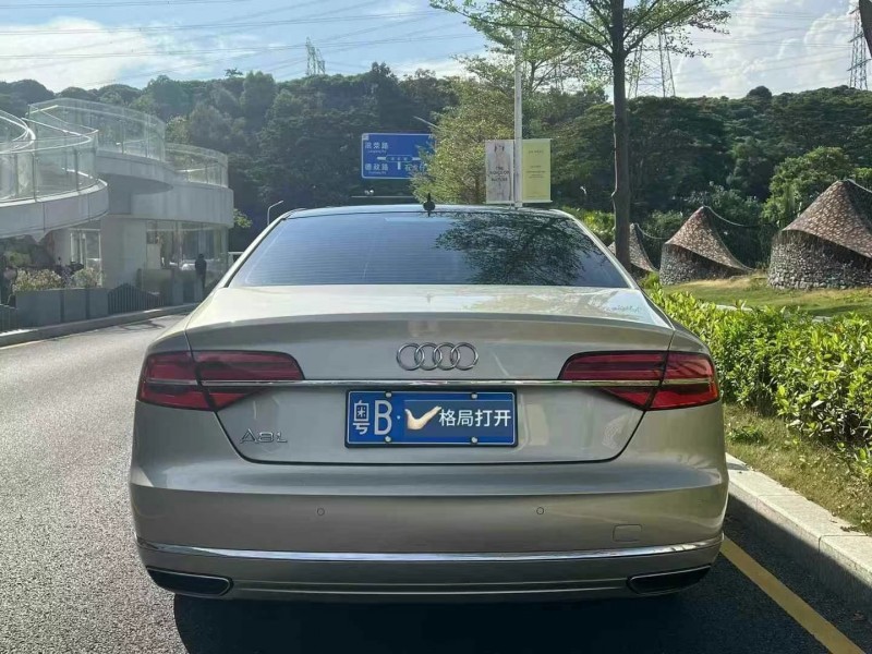 广州14年奥迪A8L9