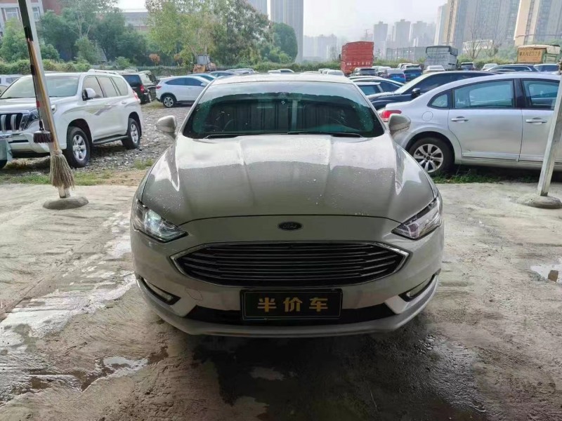 武汉17年福特蒙迪欧1