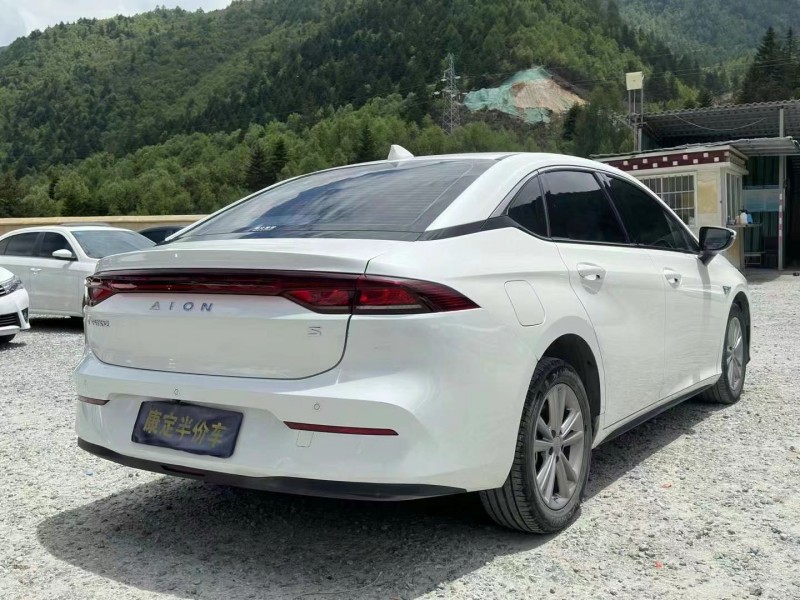 甘孜23年傳祺埃安S5806