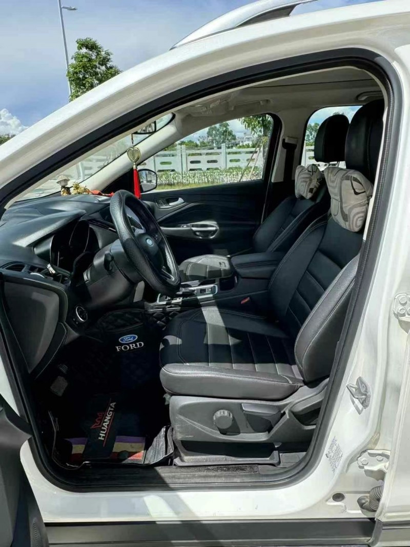 广州19年福特翼虎5