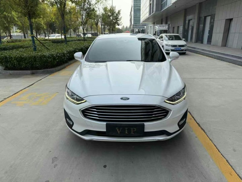 济宁19年福特蒙迪欧1