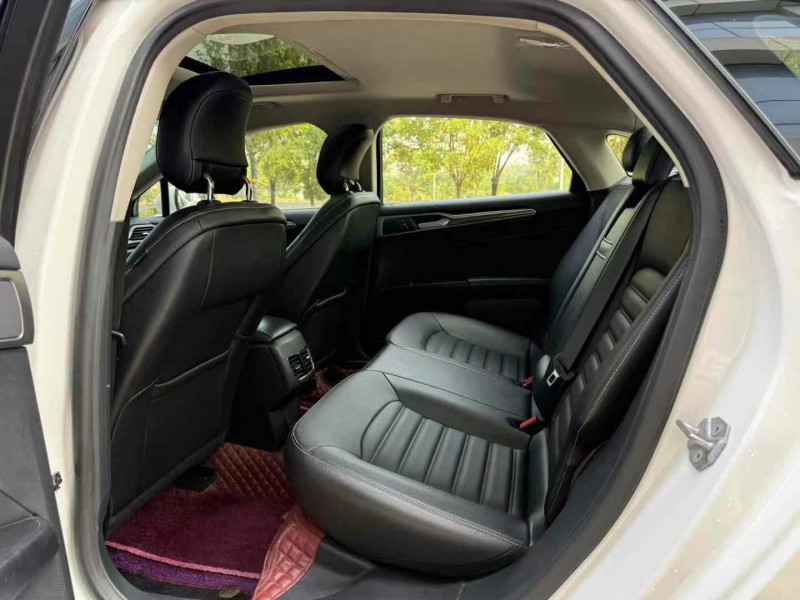 济宁19年福特蒙迪欧5