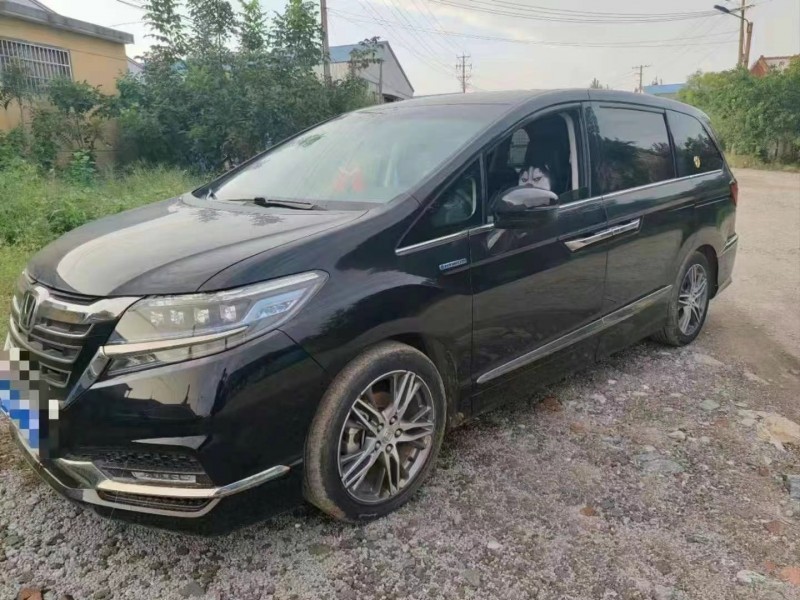 济宁20年本田艾力绅2