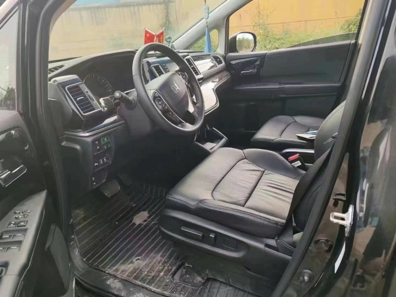 济宁20年本田艾力绅6