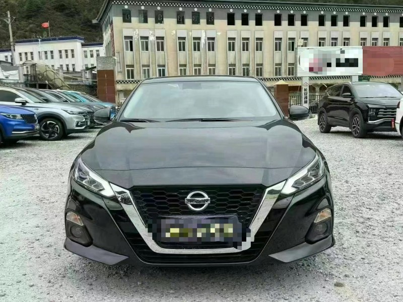 甘孜21年日產天籟1