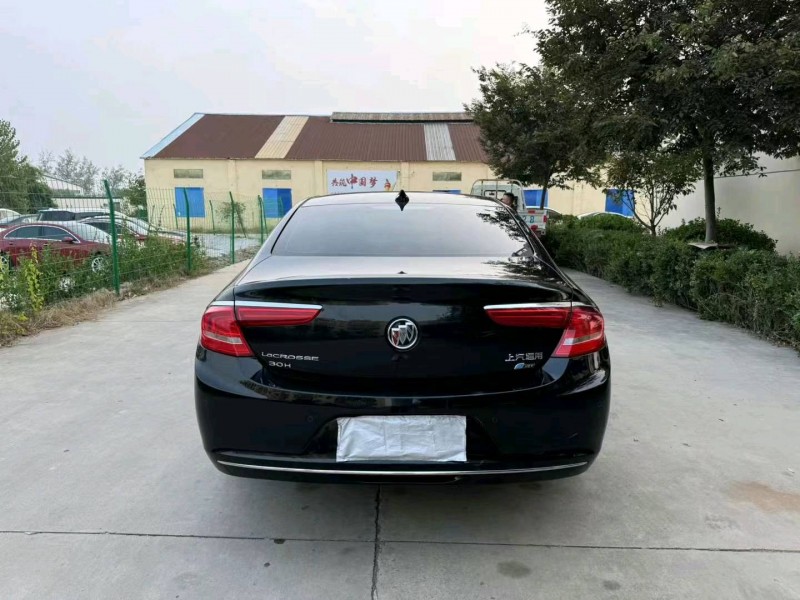 徐州17年别克君越4