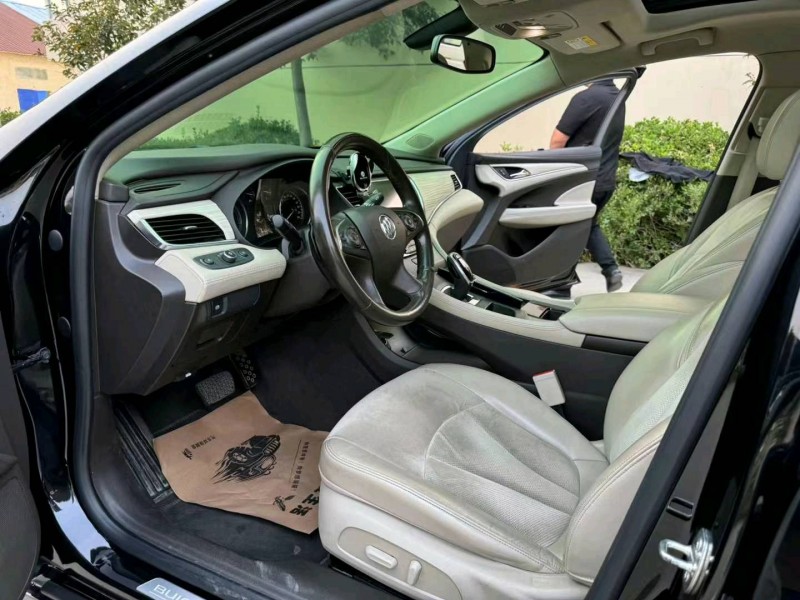 徐州17年别克君越5