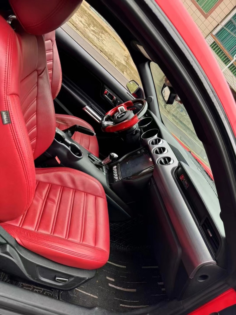 广州16年福特野马6