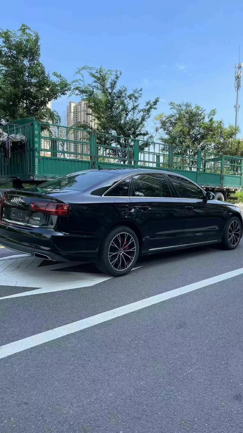 济宁17年奥迪A6L7