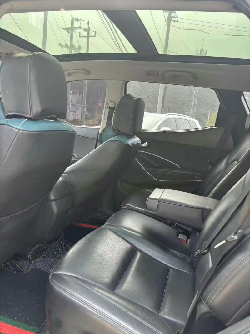 保定13年现代新胜达6