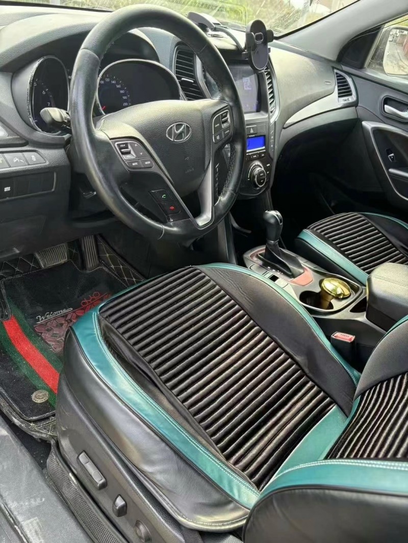 保定13年现代新胜达9