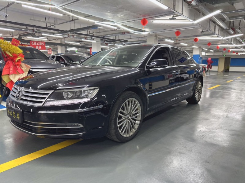 成都17年大众辉腾2