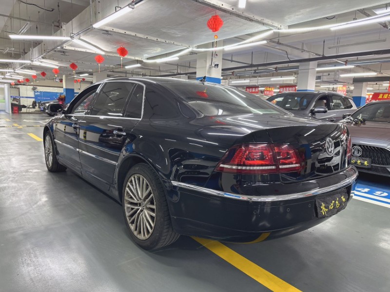 成都17年大众辉腾7