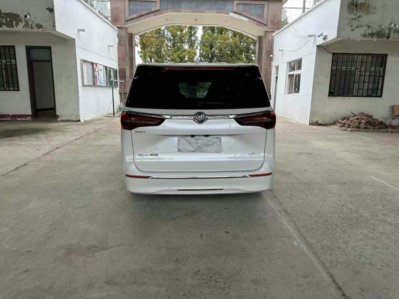 徐州22年别克GL89