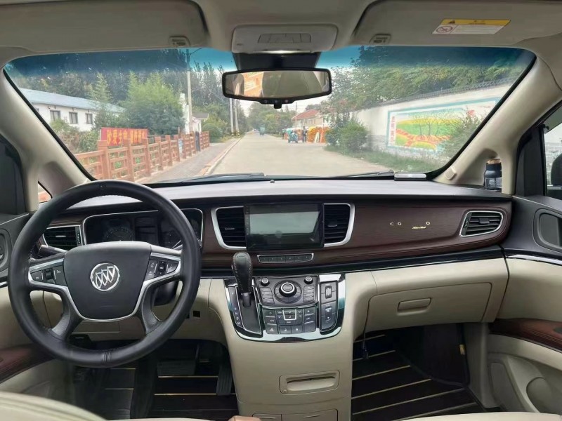 济宁21年别克GL88