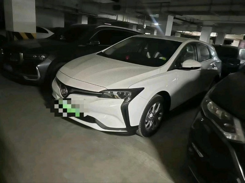 成都24年别克微蓝2