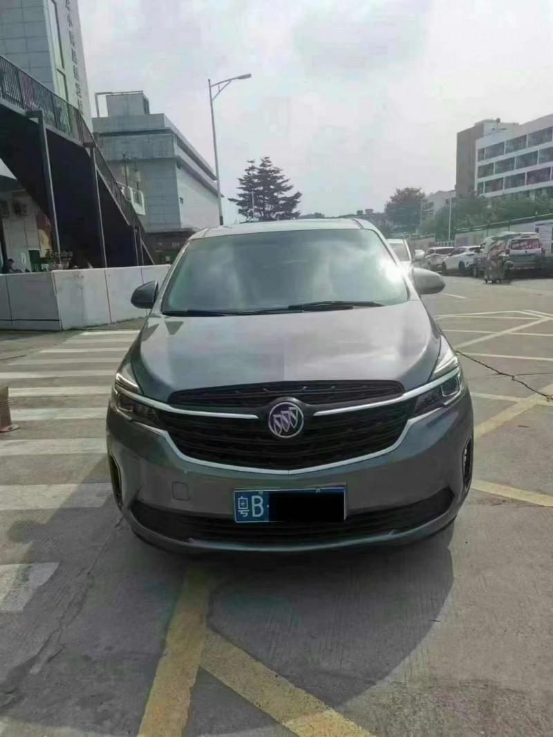 广州21年别克GL81