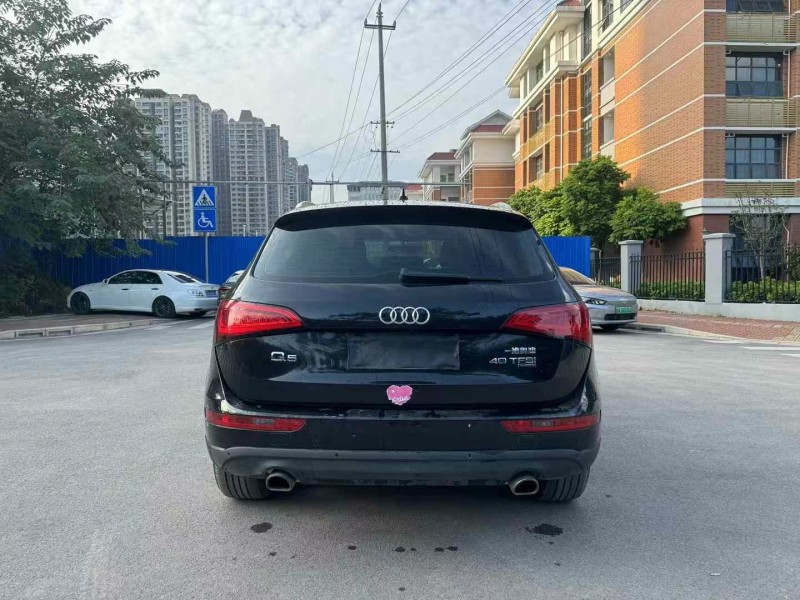 南寧15年奧迪Q59