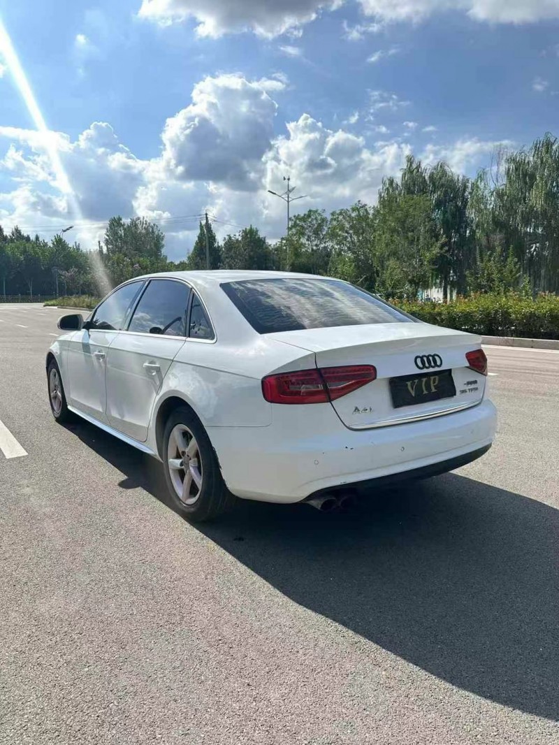 枣庄15年奥迪A4L8