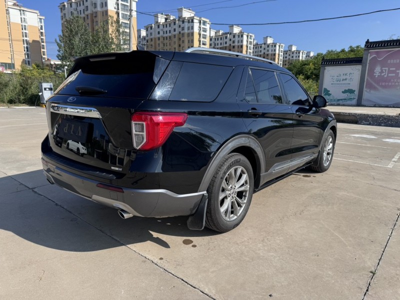 盐城21年福特探险者8
