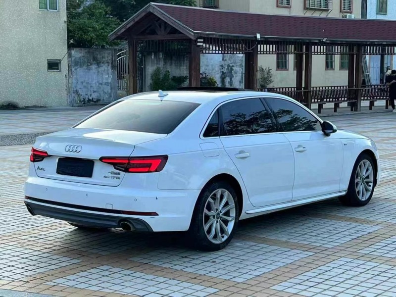汕頭18年奧迪A4L8