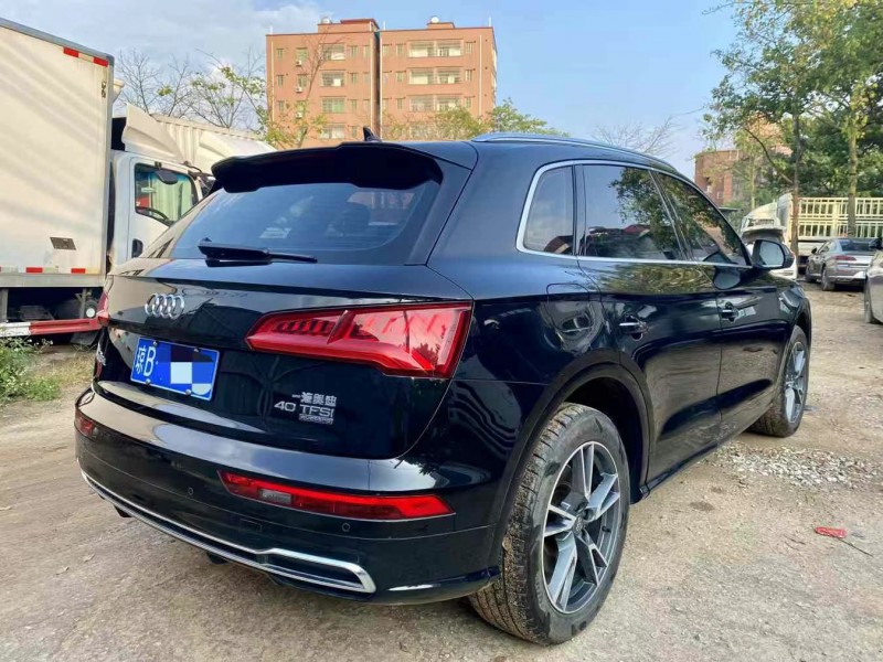 广州20年奥迪Q54