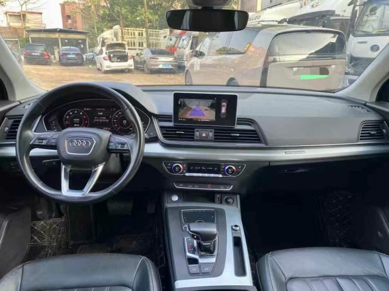 广州20年奥迪Q57