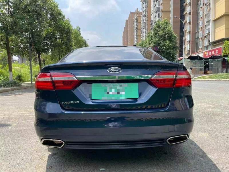 成都16年福特金牛座8