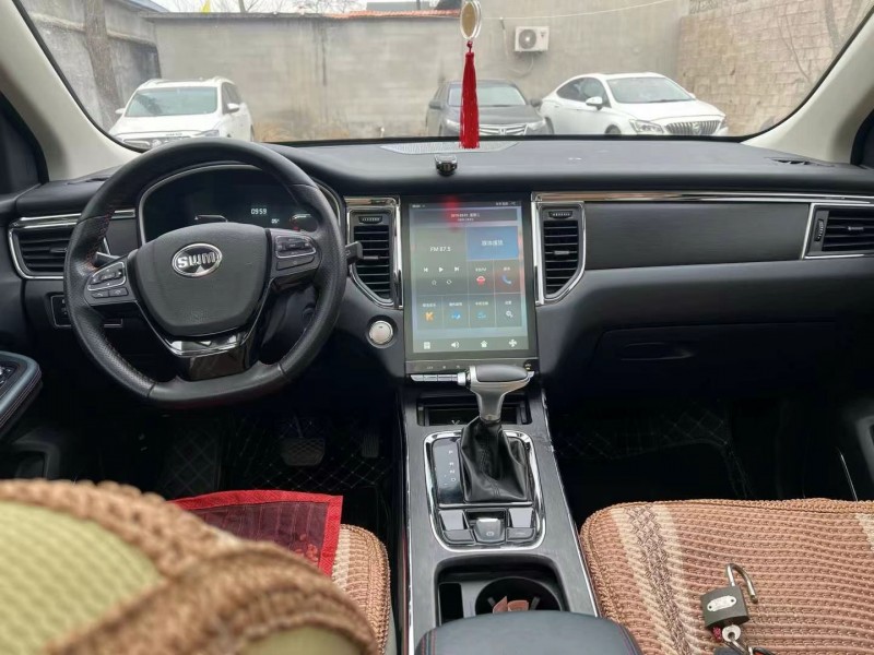 臨沂22年SWM斯威汽車G056