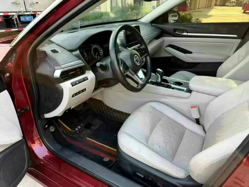 徐州20年日产天籁4