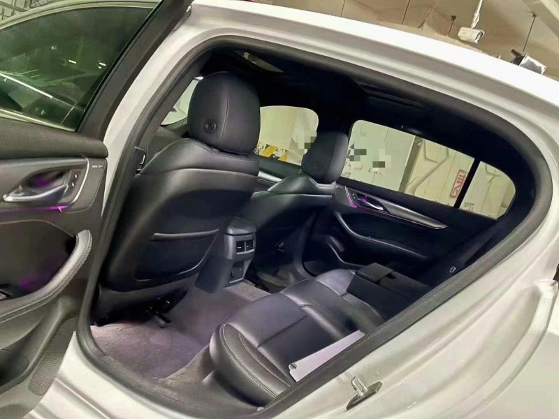 成都20年凯迪拉克CT56