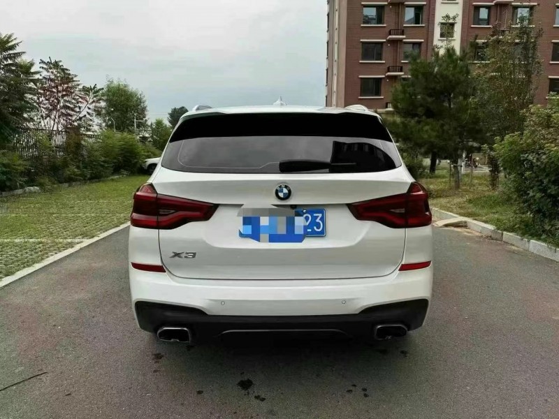承德19年寶馬X32