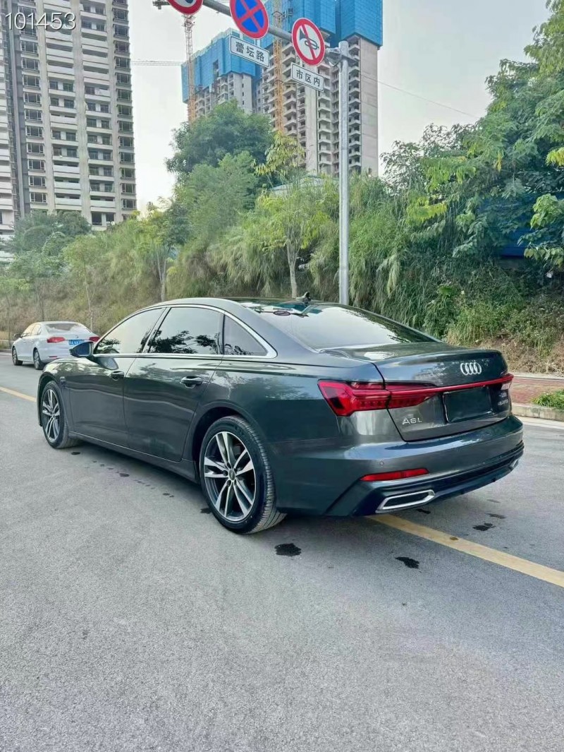 南寧19年奧迪A6L8