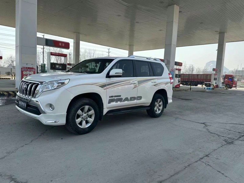 保定14年丰田普拉多2