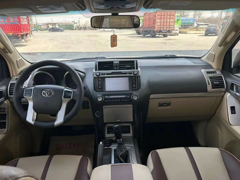 保定14年丰田普拉多5