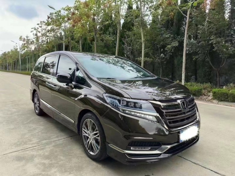 菏泽19年本田艾力绅2