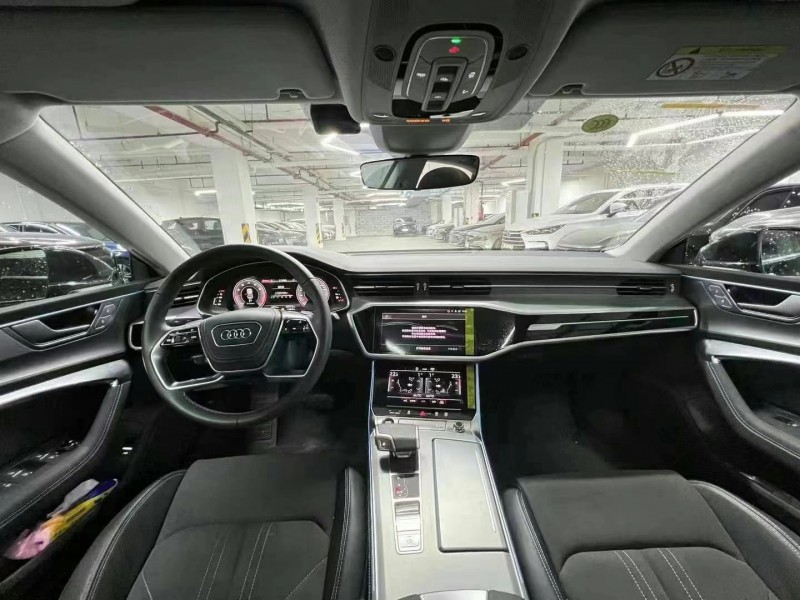 广州24年奥迪A7L4