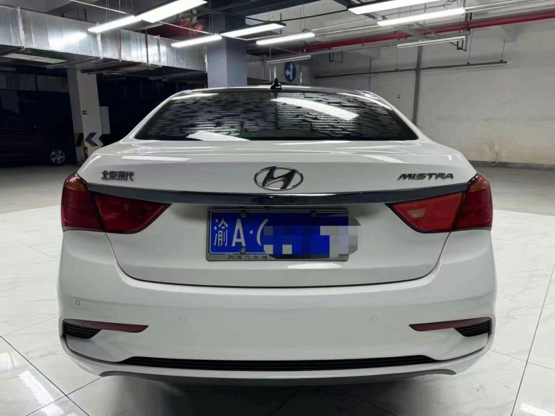 成都18年现代名图4