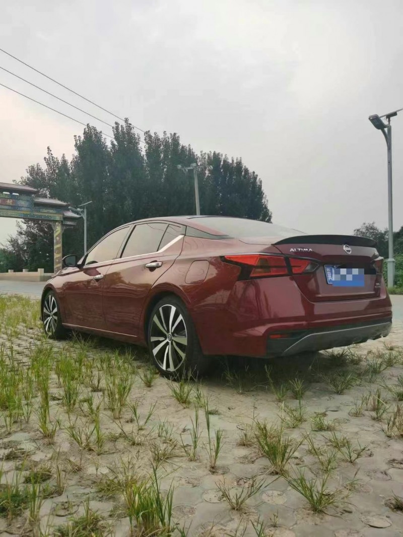 保定19年日产天籁9