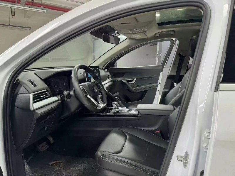 成都20年比亚迪宋9