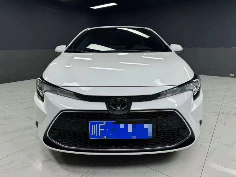 成都23年丰田雷凌1