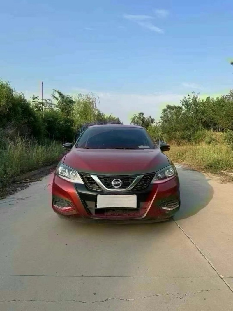 保定22年日产骐达1