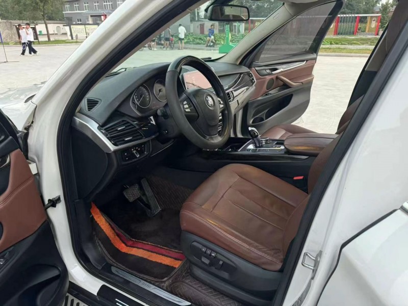 徐州23年别克GL84