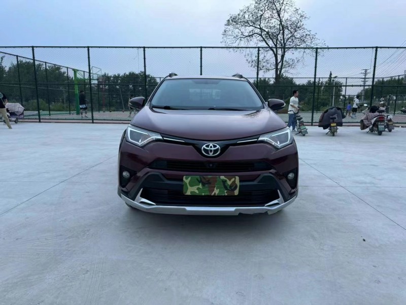 徐州18年丰田RAV4荣放1
