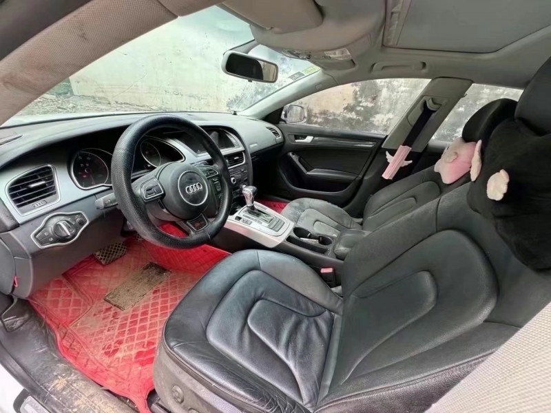 青岛14年奥迪A57