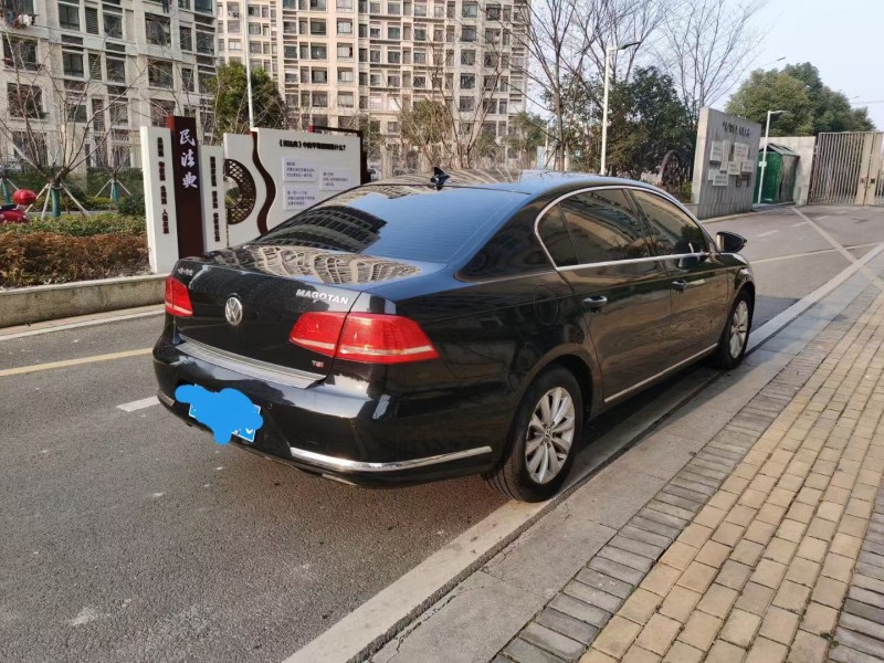 蘇州14年大眾邁騰9