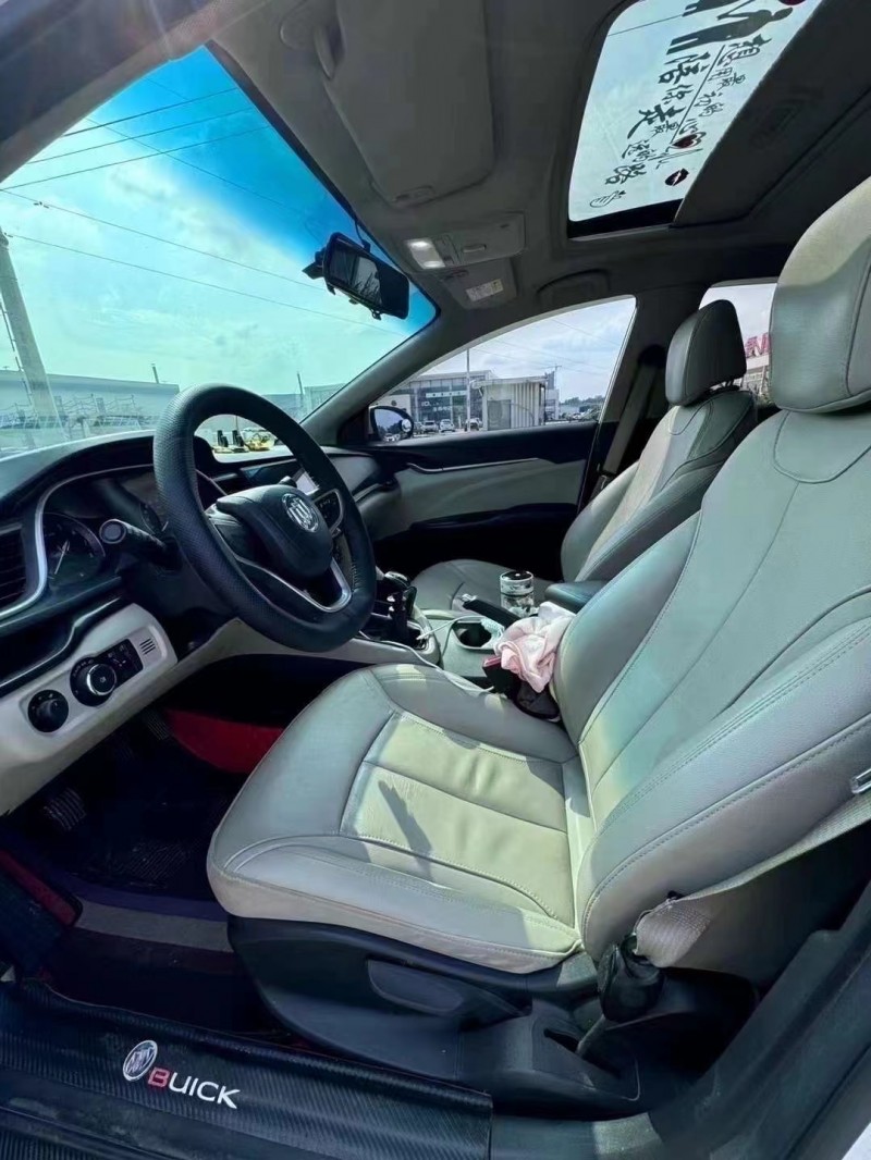 菏泽19年别克英朗2