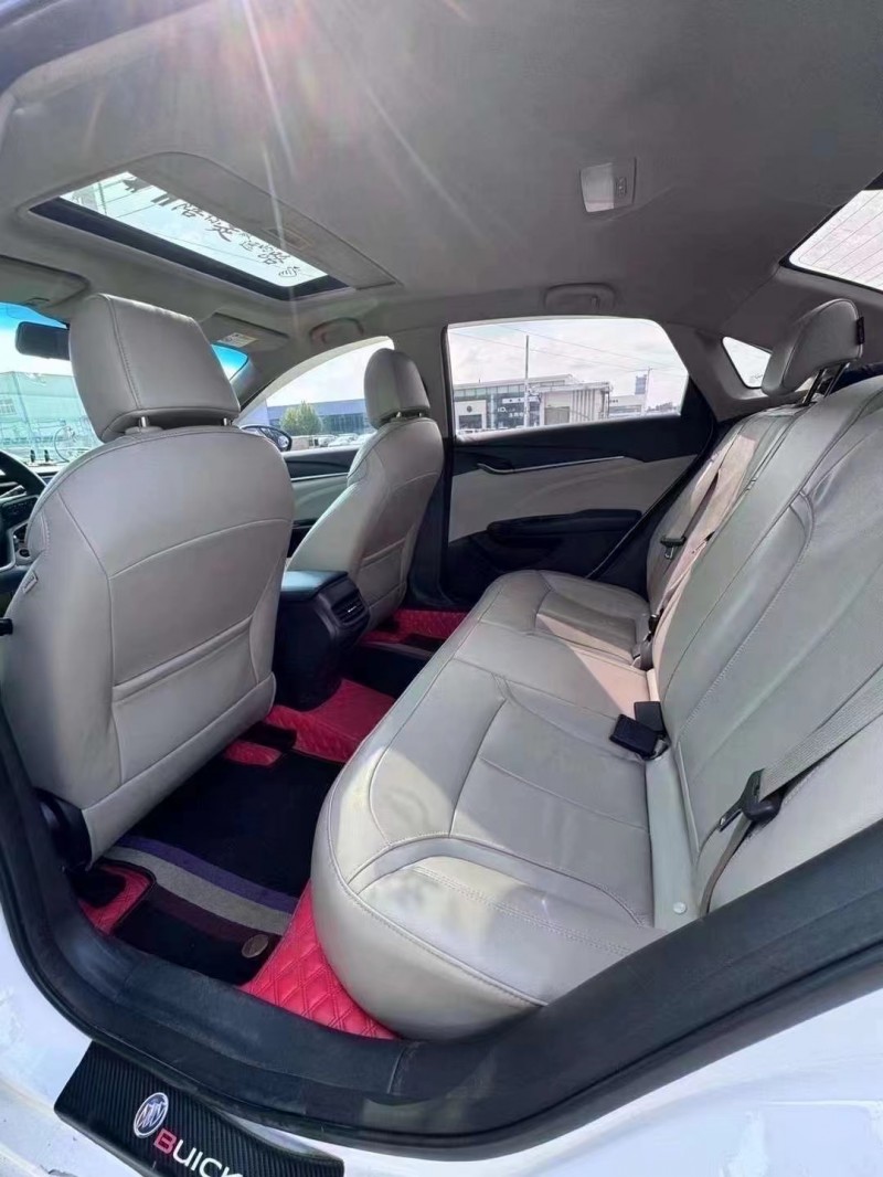 菏泽19年别克英朗7