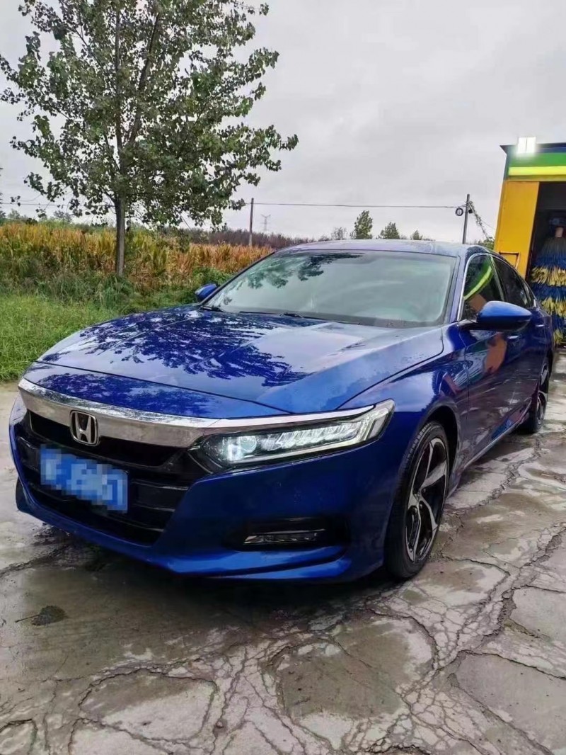 菏泽18年本田雅阁2